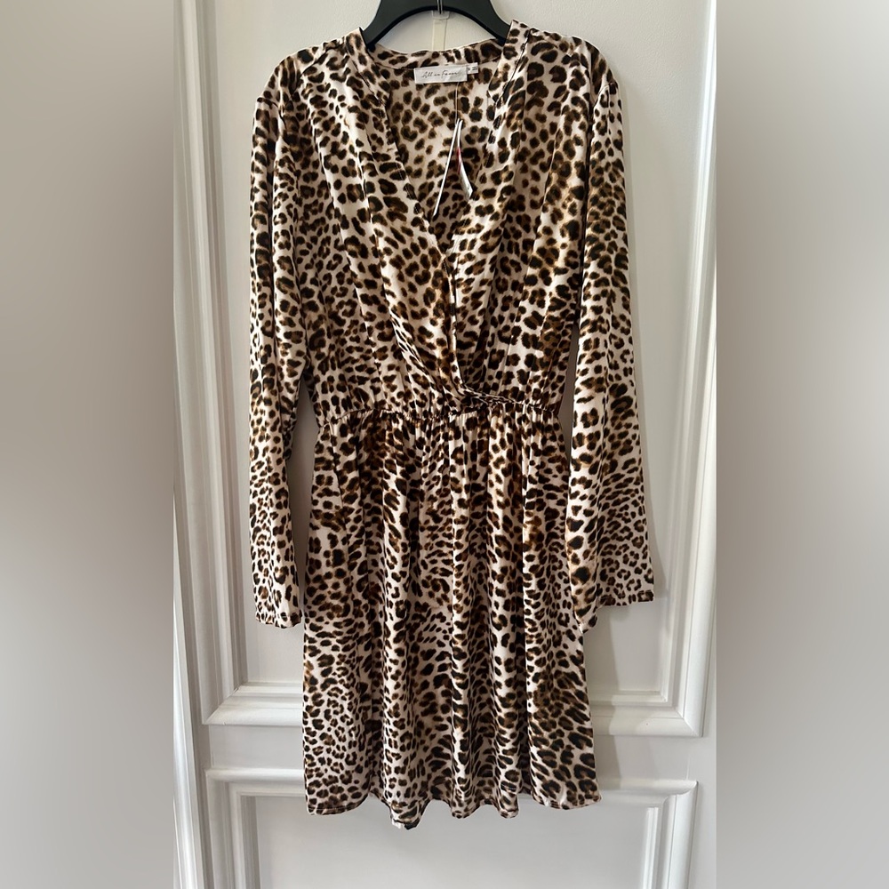 NWT All in Favor Leopard Print Faux Wrap Dress Size M (orig $49)